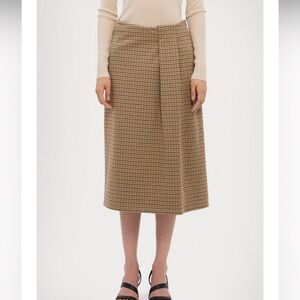 MAXMARA WEEKEND
Deborah Skirt Beige